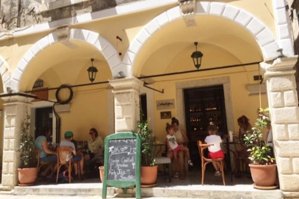 Marialena Flat /Corfu Historical Center/Porta Remounda Apartment ภายนอก รูปภาพ